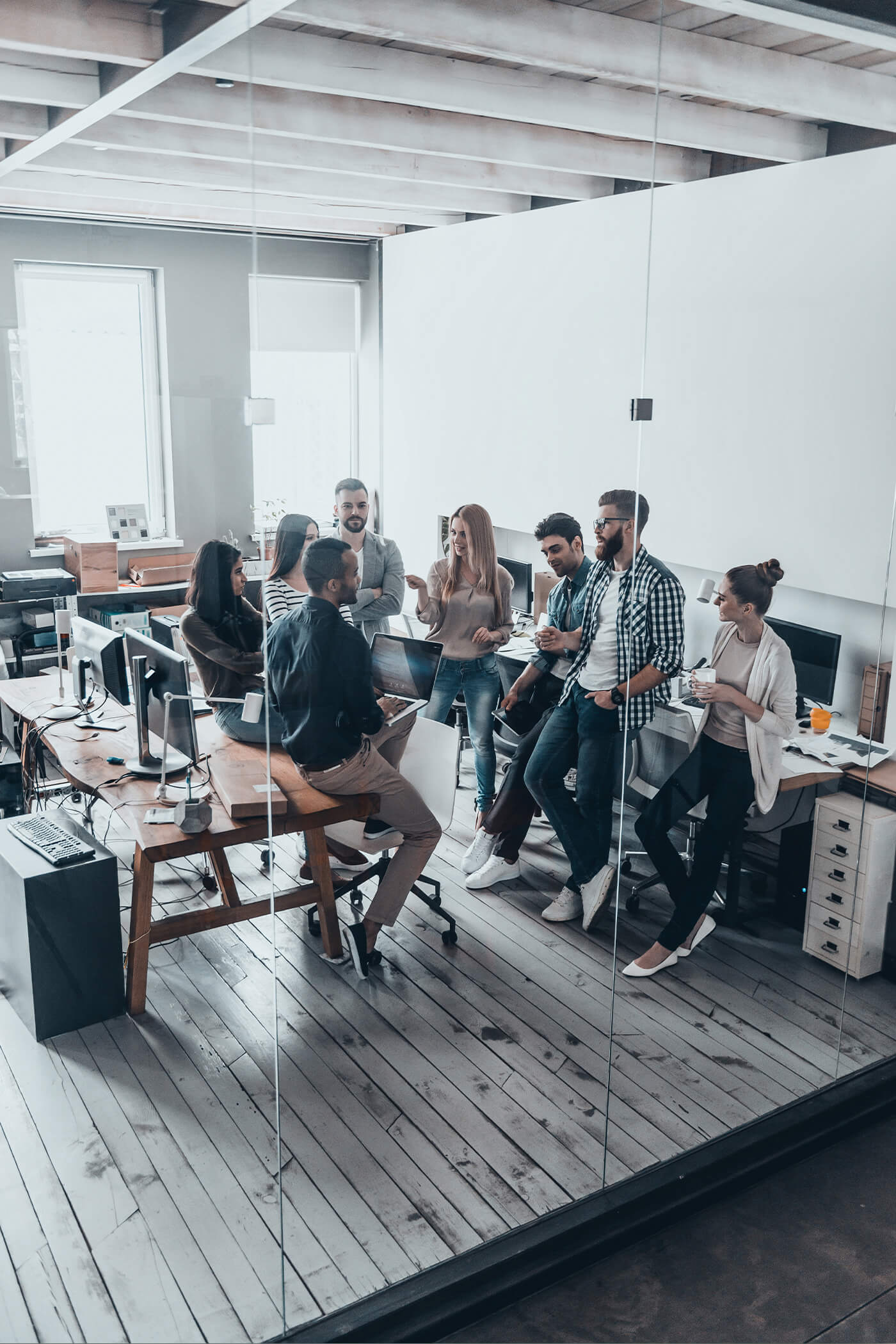 Harby Creative Biz Kimiz?